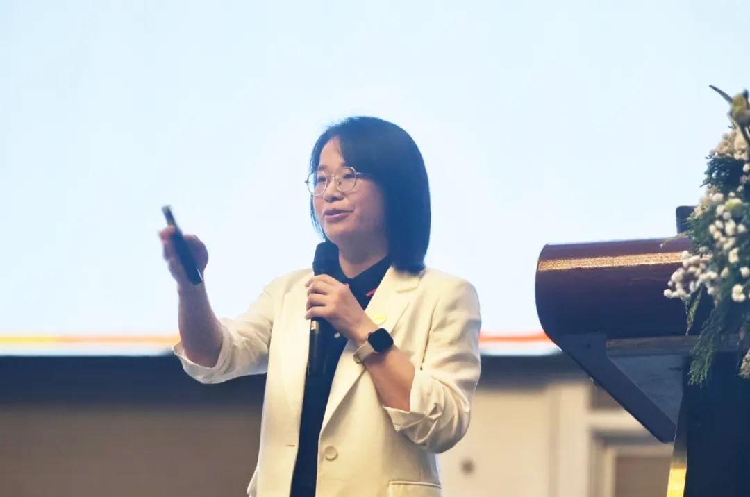 1741686855858109.jpg 63.jpg